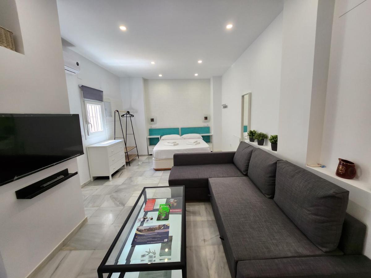 Allo Apartments "Real Escuela" Centro Loft Jerez de la Frontera Exterior photo
